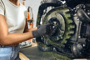 Stihl iMOW 5 - Beznarzędziowa wymiana ostrzy